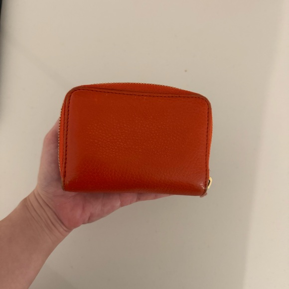 Gucci orange zipper wallet - Picture 8 of 8